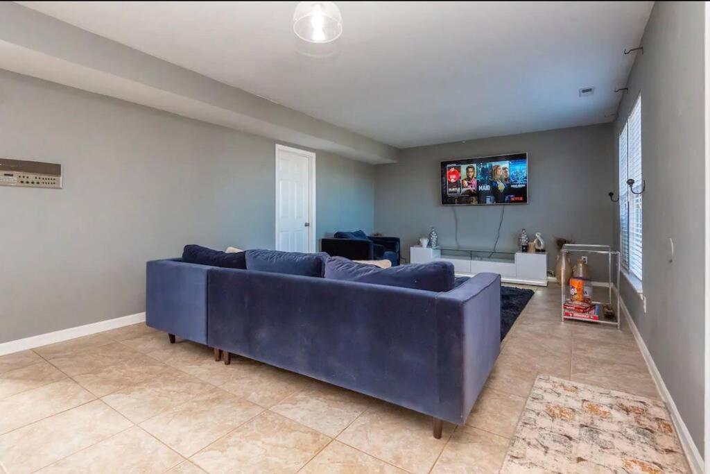 20Min To International Airport! 10Min To Pnc Music! Wifi Apartment Charlotte Bagian luar foto