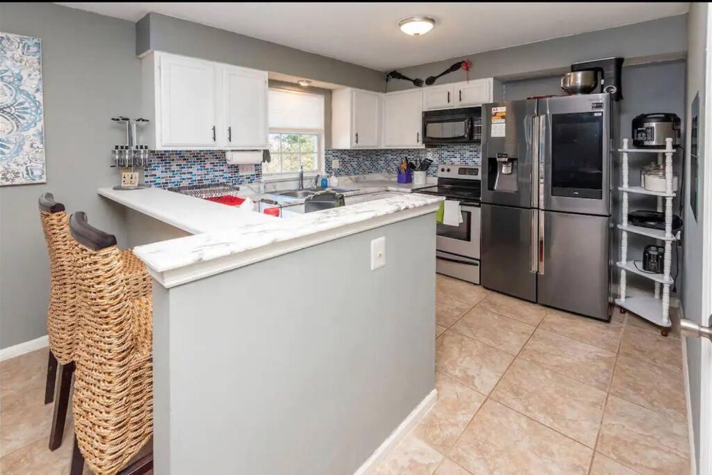 20Min To International Airport! 10Min To Pnc Music! Wifi Apartment Charlotte Bagian luar foto